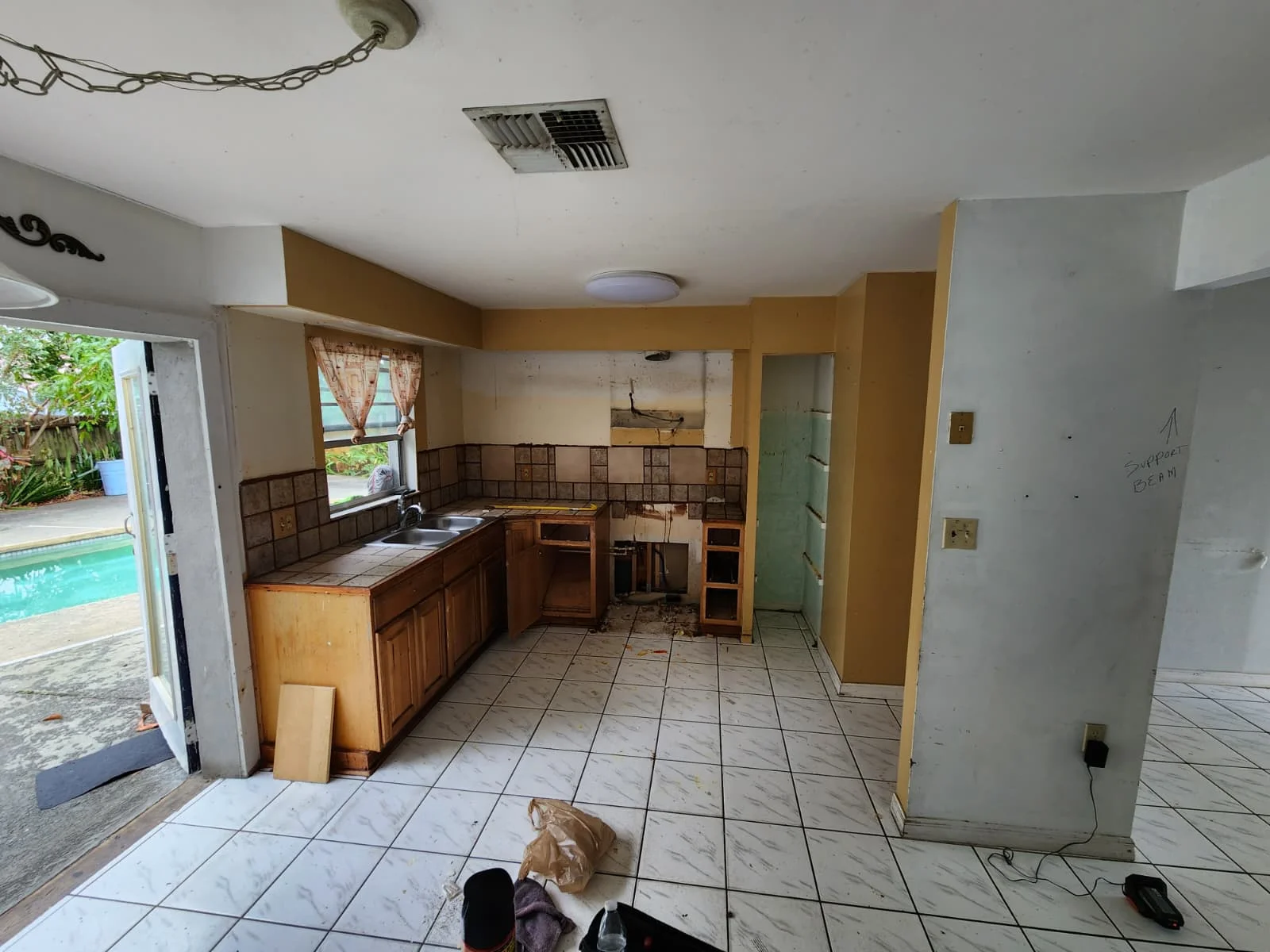 Kitchen Before